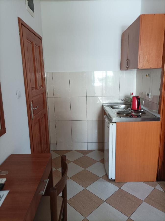 Apartmani Bastrica บุดวา ภายนอก รูปภาพ