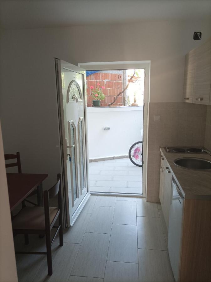 Apartmani Bastrica บุดวา ภายนอก รูปภาพ