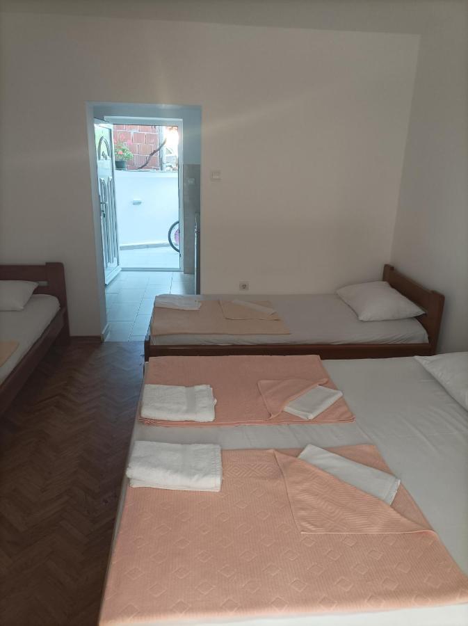 Apartmani Bastrica บุดวา ภายนอก รูปภาพ
