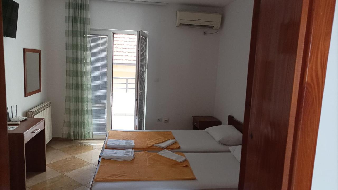 Apartmani Bastrica บุดวา ภายนอก รูปภาพ